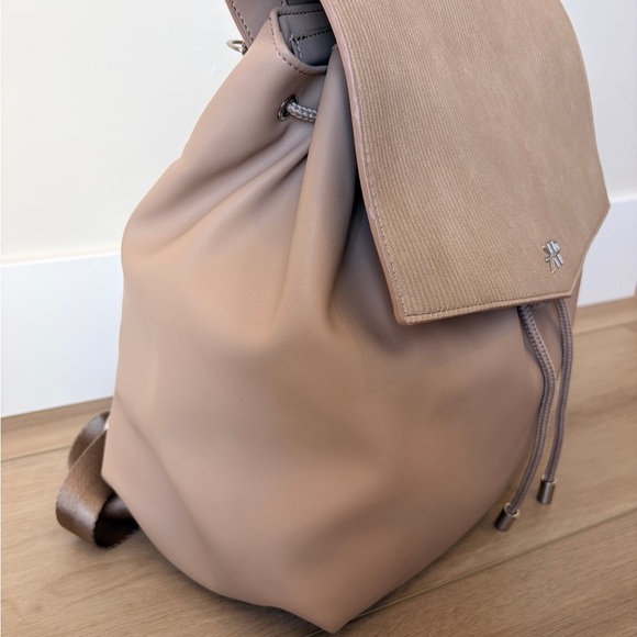 Freshly Picked Aspen Ribbed Drawstring
Diaper Bag main image 9